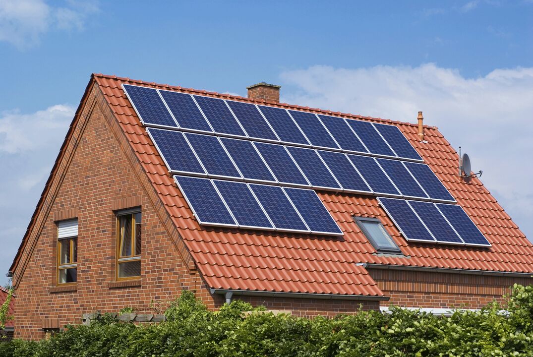 napelemek az energiatakarékosság érdekében a házban